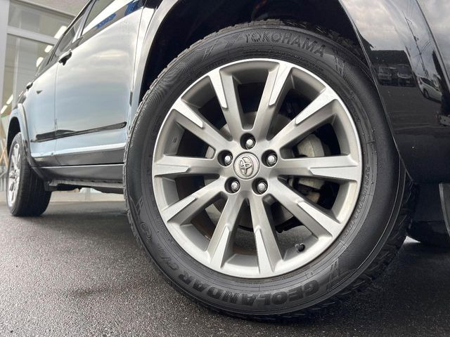 �y18�C���`�A���~�z�C�[���z�O�ςɃ}�b�`�����A���~�z�C�[���𑕒����Ă���܂��B�e��A���~�z�C�[����A�X�^�b�h���X�^�C�����戵�����Ă���܂��B���񂲑��k����������