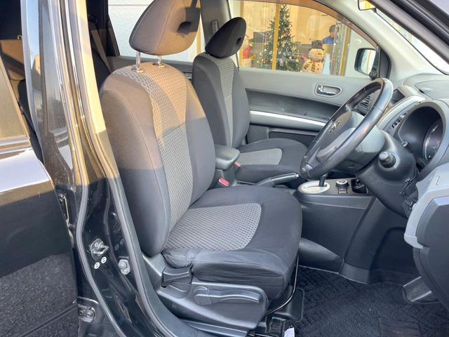 �^�]�ȃV�[�g���͎g�p�������Ȃ��A�ǍD�ȏ�ԂƂȂ��Ă��܂��B���J�Ɏg���Ă������Ƃ��悭�킩��܂��ˁB