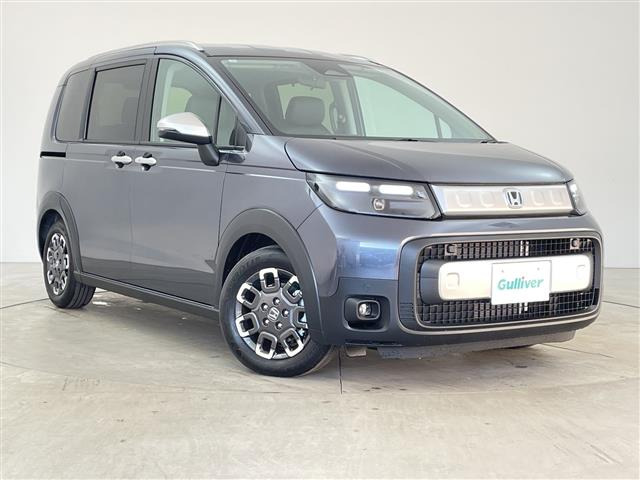 フリード1.5 e:HEV クロスター