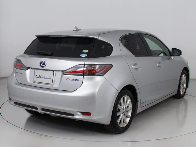 ���I�ȃ��A�r���[�Ō�����܂��B�����ȘȂ܂��͍����ԂȂ�ł͂ł��B