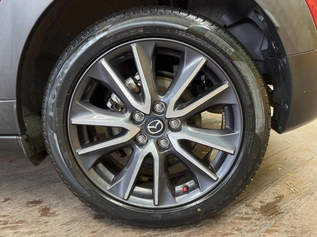 �y����18�C���`�A���~�z�C�[���z�O�ςɃ}�b�`���������A���~�z�C�[���𑕒����Ă���܂��B�e��ЊO�A���~�z�C�[����A�X�^�b�h���X�^�C�����戵�����Ă���܂��B���񂲑��k����������