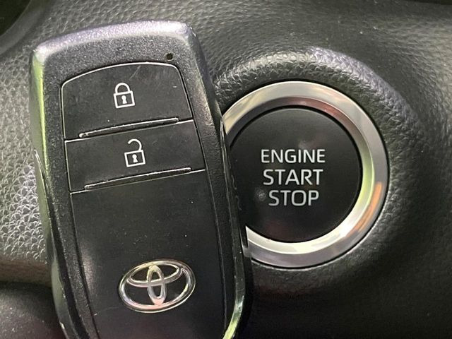 �y�X�}�[�g�L�[�z�J�o����|�P�b�g�ɓ��ꂽ�܂܂ł��h�A�̎{���E�������\�ȃX�}�[�g�L�[�𑕔��B�G���W���̃I���E�I�t�����J�M�����o���K�v����������Ƃ��Ă��֗��ł���