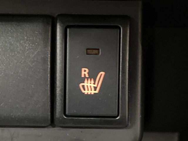 �y�V�[�g�q�[�^�[�z�������ɏd�󂷂�V�[�g�q�[�^�[!�G�A�R����葁�����܂��Ă����̂Ŋ�����̐l�����S�ł��ˁ�G�A�R���̉����͊������邩����A�Ƃ������ɂ����������߂ł��B