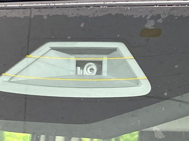 �y�X�Y�L �Z�[�t�e�B�T�|�[�g�z���s���ɑO���̎ԗ�����F�����A�Փ˂������Ȏ��͌x��ƃu���[�L�ŏՓˉ���Ɣ�Q�y�����A�V�X�g�B�����S�Ƀh���C�u�����y���݂��������܂��B