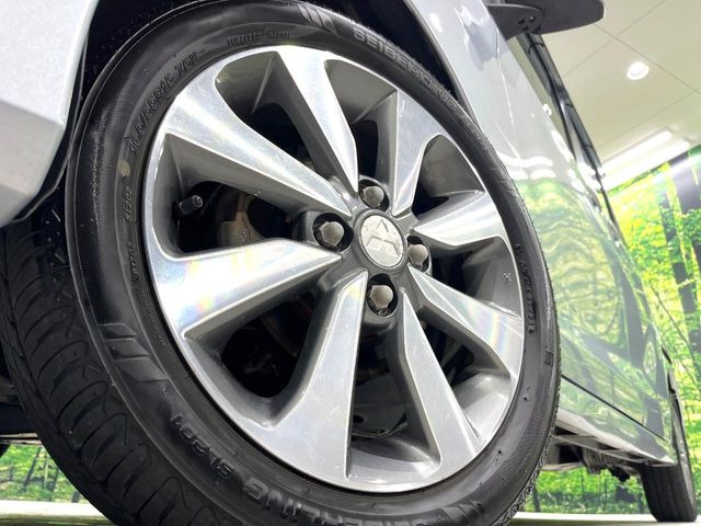 �y����15�C���`�A���~�z�C�[���z�O�ςɃ}�b�`���������A���~�z�C�[���𑕒����Ă���܂��B�e��ЊO�A���~�z�C�[����A�X�^�b�h���X�^�C�����戵�����Ă���܂��B���񂲑��k����������