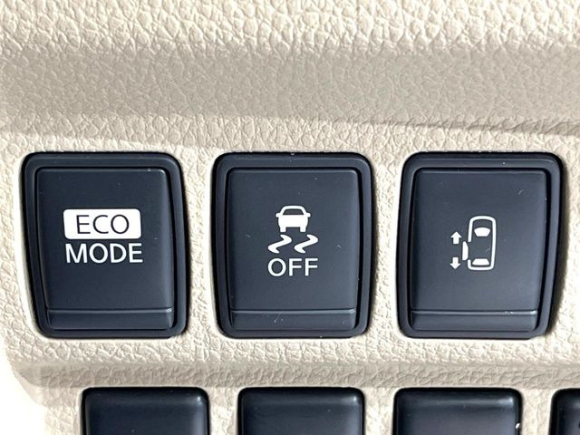 �y�p���[�X���C�h�h�A�z�X�}�[�g�L�[��^�]�Ȃ̃X�C�b�`�ŃX���C�h�h�A�̊J���\���d��������͂����ăh�A���J����K�v�������A���������q�l�ł��A�d���ו��������Ă��鎞�����N�ɊJ���߂ł��܂���