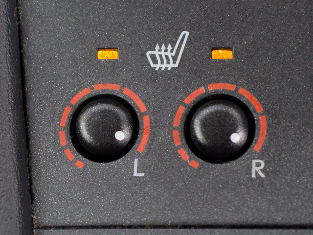 �����K�V�[�g�q�[�^�[�𑕔����Ă��܂�!�����ԂȂ�ł͂̑����ł�!�V�[�g���g�܂�@�\!�����~�����K�ɂ���Ԓ����܂���!!