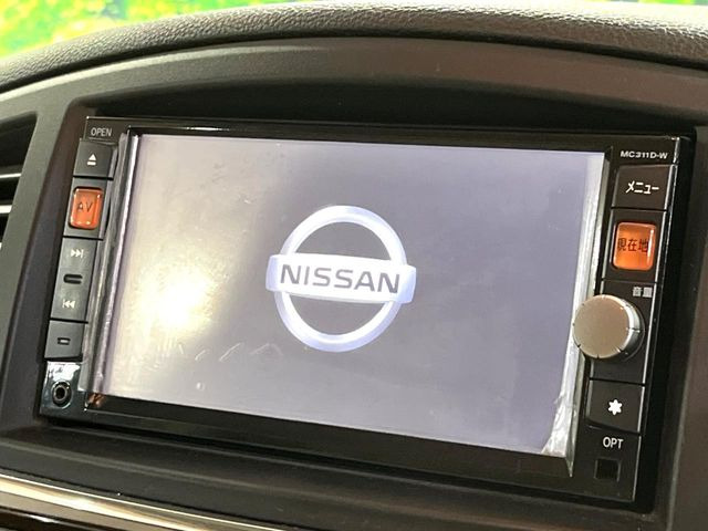 �y�����i�r�z�l�C�̏����i�r�𑕔����Ă���܂��B�i�r�̎g���₷���͂������A�I�[�f�B�I�@�\���[��!�L�����v�◷�s�͂������A�ʋ΂┃�����ȂǕ��i�̃h���C�u���y�����Ȃ�͂���