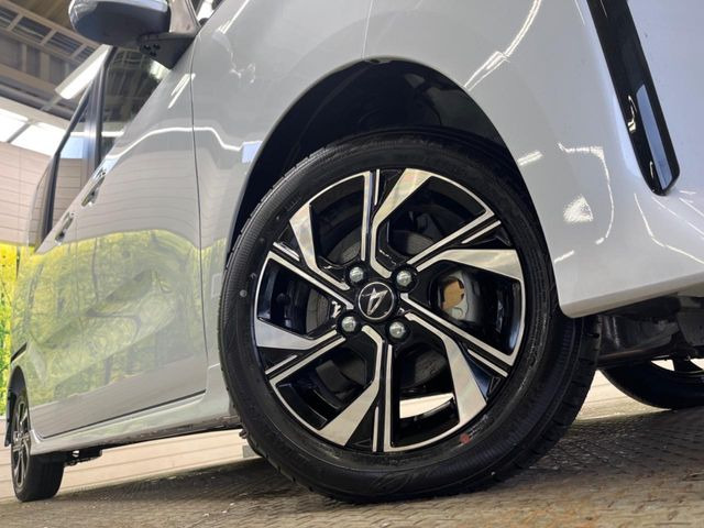 �y����14�C���`�A���~�z�C�[���z�O�ςɃ}�b�`���������A���~�z�C�[���𑕒����Ă���܂��B�e��ЊO�A���~�z�C�[����A�X�^�b�h���X�^�C�����戵�����Ă���܂��B���񂲑��k����������