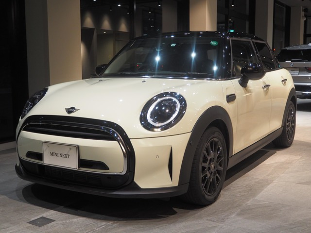 ミニクーパー プレミアム プラスパッケージ DCT