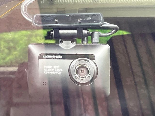 �y�h���C�u���R�[�_�[�z���S�E���S�ȃJ�[���C�t�ɕK�{�̃h���C�u���R�[�_�[�𑕔�!���s���͂������A������^�]�⎖�̂ɑ��������ۂ̏󋵂��f���ŋL�^���A����̃��X�N�ɔ����܂��B