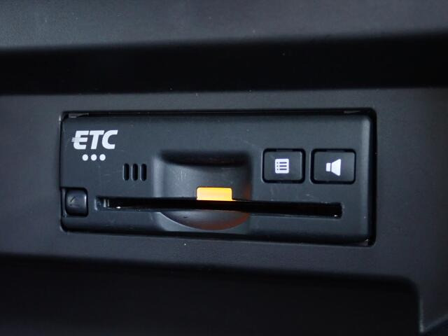 ETC�������Ă���܂��B�L�����H�̗������Œ�Ԃ��鎖�Ȃ��X���[�Y�ɒʉ߂ł��܂��B