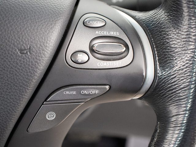 �C���e���W�F���g�N���[�Y�R���g���[���~���g���[�_�[�ƒP��J�����Ő�s�Ԃ�F�����A�ԑ��ɉ������Ԋԋ�����ۂ��Ȃ���Ǐ]���s���x�����܂��B