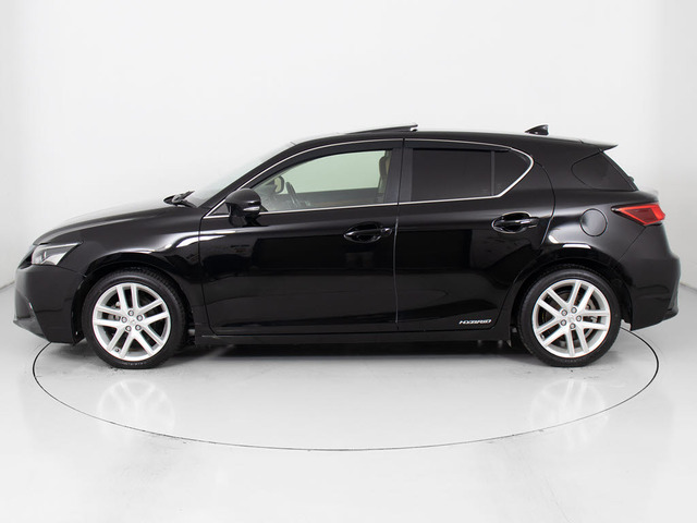 �T�C�h�r���[�Ō�����܂��B�Y��Ȏԗ��ł��邱�Ƃ��������肢�������邩�Ƒ����܂��B