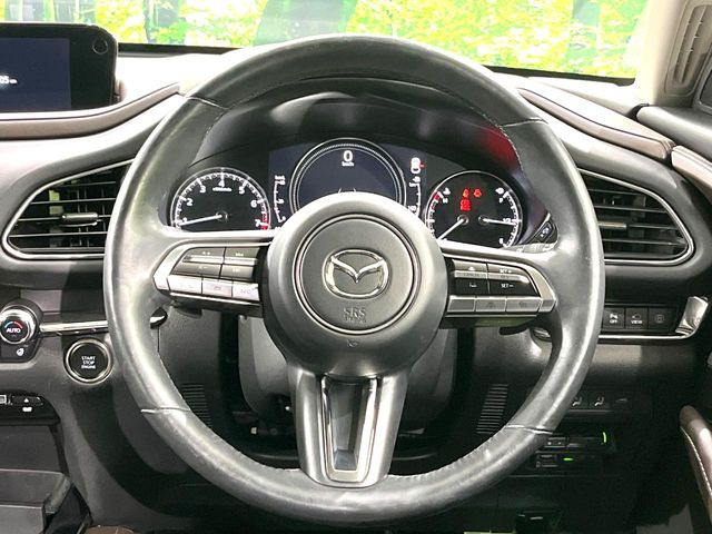 �y�����v�����X�e�A�����O�z�㎿�Ȋv���g�p���邱�ƂŁA��ɂ����������݂ƂĂ��^�]���₷���n���h���ł���