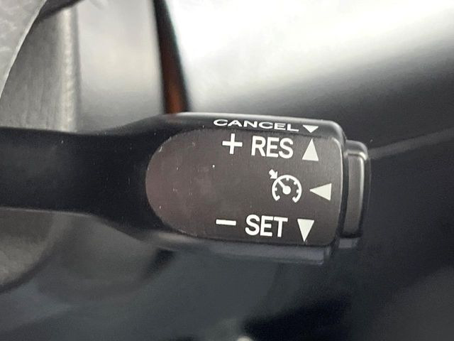 �y�N���[�Y�R���g���[���z�������H�����N���N���s�B�A�N�Z���𗣂��Ă���葬�x�ő��s���ł��A�������^�]���̕��S���y��!�����E�������ȒP�ȃX�C�b�`����Œ����ł��܂��B