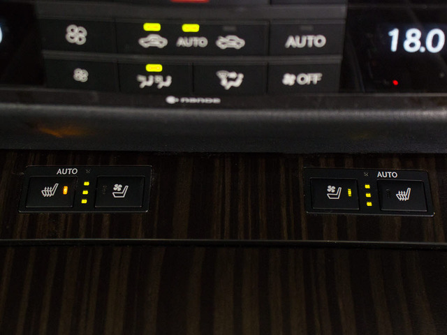 �G�A�V�[�g&�V�[�g�q�[�^�[���������Ă���܂��̂ŃI�[���V�[�Y�����K�ɂ���Ԓ����܂��B