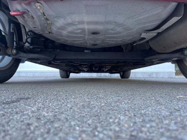 ����肪���ꂢ�Ȃ����ɁA�h�K���H�̎{�H���I�X�X���B�~��n��͂������A���ݕ��ɂ��Z���̕���A��Ń}�����E�E�B���^�[�X�|�[�c���������ɂ��D�]���������Ă���܂��B