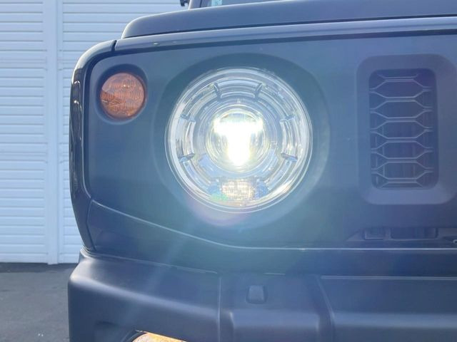 �yLED�w�b�h���C�g�z���V����ԑ��s�����ǍD�Ȏ��E���m�ۂ����S���ĉ^�]�ł��鍂�P�xLED�w�b�h���C�g�𑕔�!�_�����x�������A����d�͂��}�����Ă��܂��B