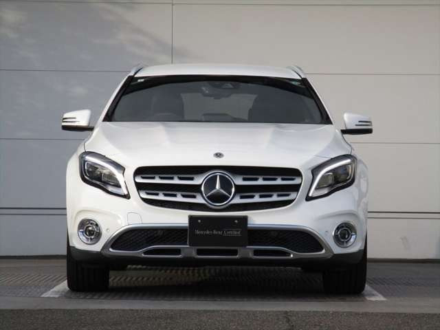 GLAクラスGLA220 4マチック 4WD
