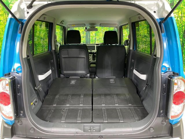 ���i�̂���������ʋ΁A���}���ɏ\���ȉ׎��X�y�[�X���m�ۂ��Ă���܂��B�Z�J���h�V�[�g��|���ƁA�傫�ȉו��̐ύڂ��\�ł���