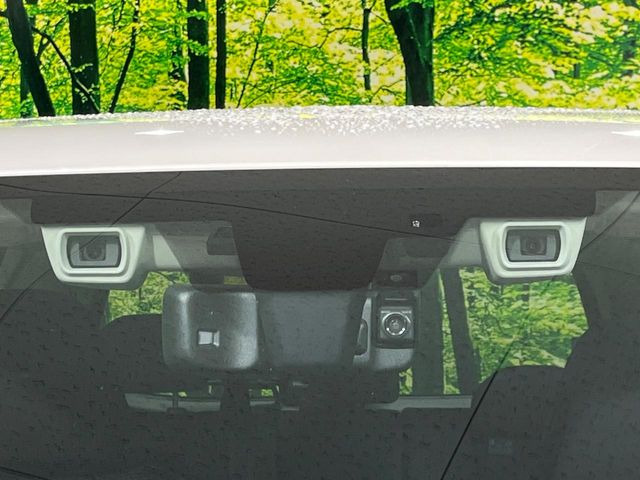 �y�A�C�T�C�g�R�A�e�N�m���W�[�z�O���̎ԗ��������m���A�Փ˂������Ȏ��͌x��Œ��ӂ𑣂��A�u���[�L�𓥂ޗ͂��T�|�[�g�B�u���[�L�𓥂߂Ȃ������ꍇ�͏Փ˔�Q�y���u���[�L���쓮�A�Փˉ�����T�|�[�g���܂��B