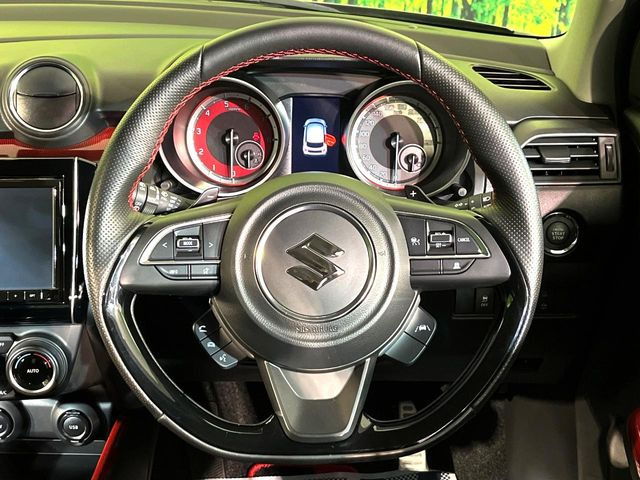 �y�����v�����X�e�A�����O�z�㎿�Ȋv���g�p���邱�ƂŁA��ɂ����������݂ƂĂ��^�]���₷���n���h���ł���