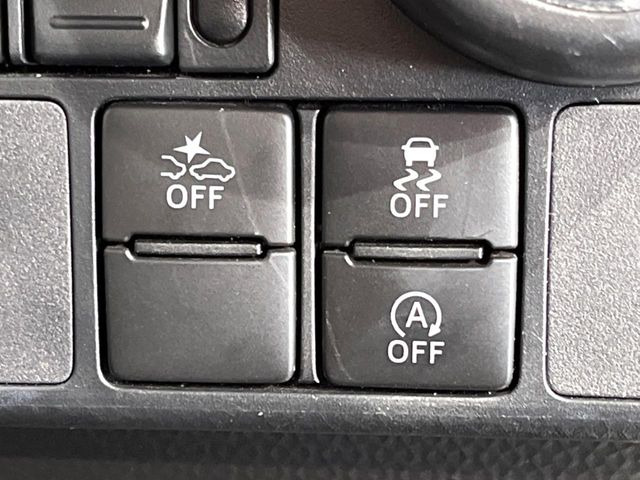 �y�X�}�[�g�A�V�X�g�z���s���ɑO���̎ԗ�����F�����A�Փ˂������Ȏ��͌x��ƃu���[�L�ŏՓˉ���Ɣ�Q�y�����A�V�X�g�B�����S�Ƀh���C�u�����y���݂��������܂��B