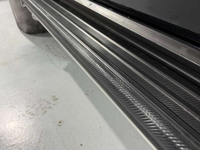 �����j���O�{�[�h�̓J�[�{�����b�s���O!