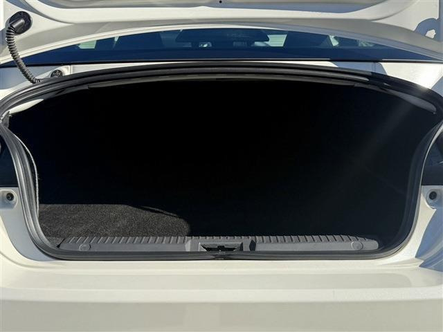 ���Ǝҗl�ւ̔̔��͂��f�肳���Ă��������܂��B �Ԍ������ԗ��̏ꍇ�́A�Ԍ����擾�������x�������z�ŕ\�����Ă���܂��B