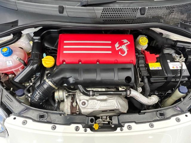 �����X�ł́A�e���[�J�[�̐�p�f�f�e�X�^�[�𓱓��B���Ǝ��i�����e�N�j�J���X�^�b�t���풓���Ă���܂��̂ŁA������̍ۂɂ����S���Ă����p���������܂��B