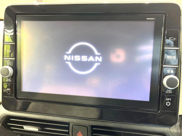 �y�����i�r�z�l�C�̏����i�r�𑕔����Ă���܂��B�i�r�̎g���₷���͂������A�I�[�f�B�I�@�\���[��!�L�����v�◷�s�͂������A�ʋ΂┃�����ȂǕ��i�̃h���C�u���y�����Ȃ�͂���