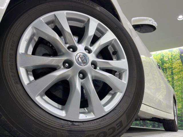 �y����16�C���`�A���~�z�C�[���z�O�ςɃ}�b�`���������A���~�z�C�[���𑕒����Ă���܂��B�e��ЊO�A���~�z�C�[����A�X�^�b�h���X�^�C�����戵�����Ă���܂��B���񂲑��k����������