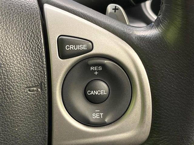 �y�N���[�Y�R���g���[���z�������H�����N���N���s�B�A�N�Z���𗣂��Ă���葬�x�ő��s���ł��A�������^�]���̕��S���y��!�����E�������ȒP�ȃX�C�b�`����Œ����ł��܂��B