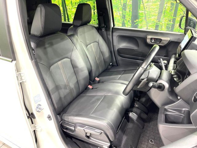 �y���烌�U�[�V�[�g�z����̂ӂ���肪�e�ՂŃ����e�i���X�����ȒP�ȁA�@�\���ɗD��鍇����v���̗p�����㎿�ȃV�[�g�ł��B����S�n���悭�A���������ӂ��S�n�ǂ��ԓ���Ԃ����o���Ă���܂��B