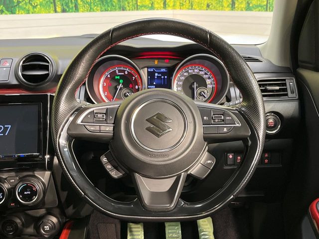 �y�����v�����X�e�A�����O�z�㎿�Ȋv���g�p���邱�ƂŁA��ɂ����������݂ƂĂ��^�]���₷���n���h���ł���