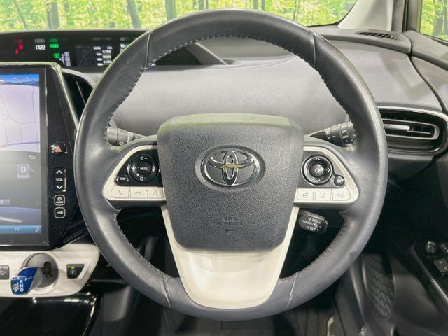 �y�����v�����X�e�A�����O�z�㎿�Ȋv���g�p���邱�ƂŁA��ɂ����������݂ƂĂ��^�]���₷���n���h���ł���