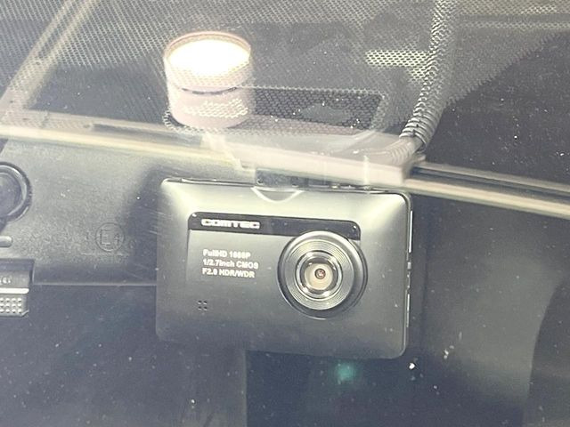 �y�h���C�u���R�[�_�[�z�h���C�u���R�[�_�[����!���s���͂������A������^�]�⎖�̂ɑ��������ہA�f���ŋL�^���A����̃��X�N�ɔ����܂��B���L�^�pSD�J�[�h�͂��q�l�����g�ł��������������K�v������܂��B