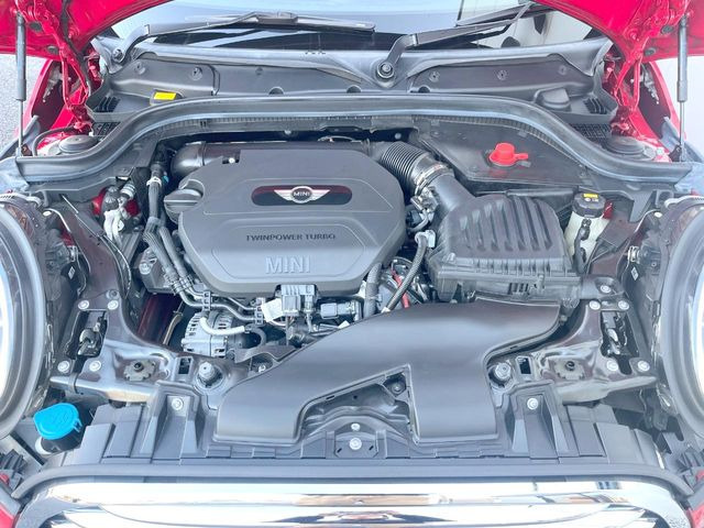 �����X�ł́A�e���[�J�[�̐�p�f�f�e�X�^�[�𓱓��B���Ǝ��i�����e�N�j�J���X�^�b�t���풓���Ă���܂��̂ŁA������̍ۂɂ����S���Ă����p���������܂��B