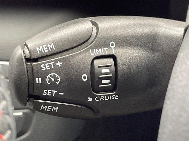 ���I�[�g�N���[�Y�R���g���[��:�������H�⎩���Ԑ�p���H���ɂāA�葬���q���\�ƂȂ�֗��ȋ@�\�ł��B�������ړ��̍ۂł����ɂ����֗��ɂ��g�����������܂���