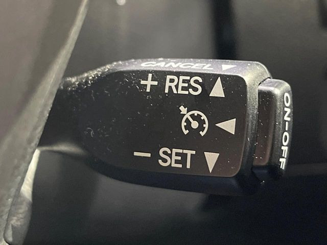 �y�N���[�Y�R���g���[���z�������H�����N���N���s�B�A�N�Z���𗣂��Ă���葬�x�ő��s���ł��A�������^�]���̕��S���y��!�����E�������ȒP�ȃX�C�b�`����Œ����ł��܂��B