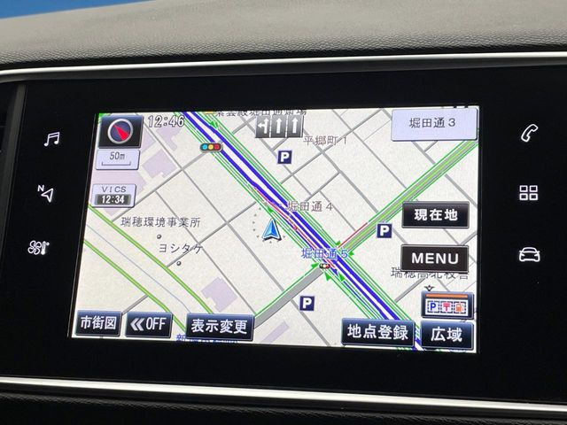 �������i�r:��̊��̂���i�r�́A����������ԓ������o���Ă���܂��BBluetooth�Đ��ȂǃI�[�f�B�I�@�\���[�����Ă���܂��̂ŁA�^�]�����y���߂܂���