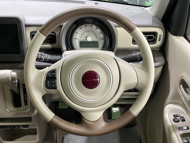 �y�����v�����X�e�A�����O�z�㎿�Ȋv���g�p���邱�ƂŁA��ɂ����������݂ƂĂ��^�]���₷���n���h���ł���