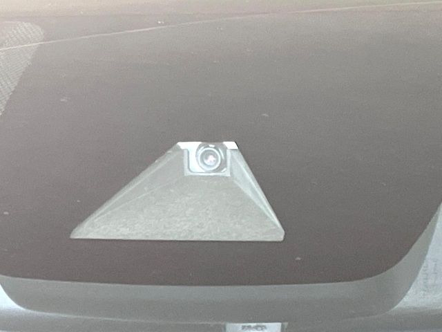 �y�g���^�Z�[�t�e�B�Z���X�z���s���ɑO���̎ԗ�����F�����A�Փ˂������Ȏ��͌x��ƃu���[�L�ŏՓˉ���Ɣ�Q�y�����A�V�X�g�B�����S�Ƀh���C�u�����y���݂��������܂��B