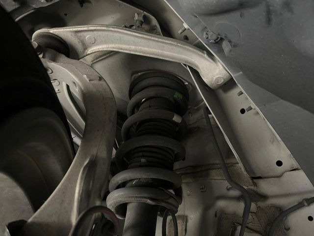 ���Ԃ����S���Ă���肢�������ׂɂ́A�����̒���_�����������܂���B�T�[�r�X�T�|�[�g(�L���ۏ�)�ł͖����_�������񋟂��Ă���A���S�̃J�[���C�t�����߂�������������T�|�[�g�̐��������Ă��܂��B