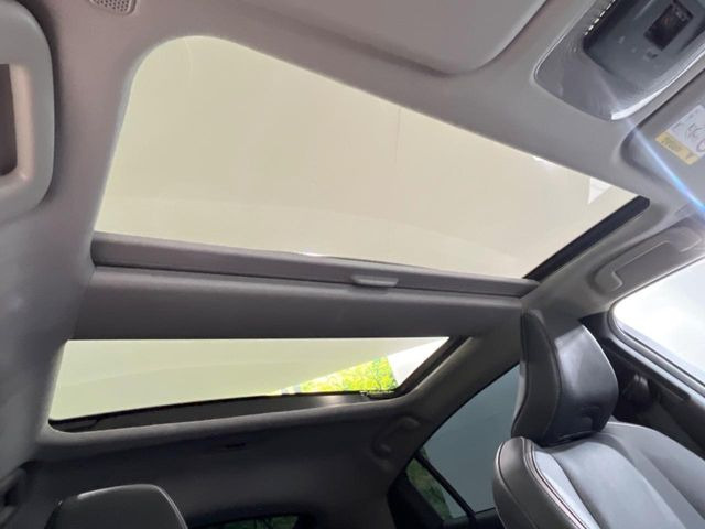 �y�K���X���[�t�z�K���X���[�t���ڂŎԓ��̉��������C�ɃA�b�v!�J���I�ȃh���C�u�����y���݂��������܂��B