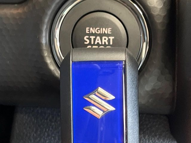 �y�L�[���X�X�^�[�g�V�X�e���z�J�o����|�P�b�g�ɓ��ꂽ�܂܂ł��h�A�̎{���E�������\�ȃX�}�[�g�L�[�𑕔��B�G���W���̃I���E�I�t�����J�M�����o���K�v����������Ƃ��Ă��֗��ł���