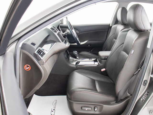 �t���G�A������������Ă��܂�!���D�݂͂������ł���?���t���Ă���f�U�C���ȊO�ɂ��A�e�u�����h�̃G�A�����i���ɂĂ���t���o���܂�!���A�G�A�����O���ăm�[�}����Ԃɂ��鎖���o���܂�!!