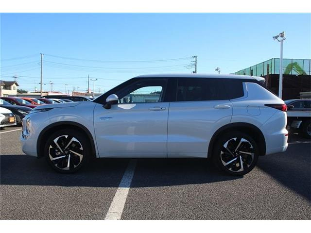 ���Ǝҗl�ւ̔̔��͂��f�肳���Ă��������܂��B �Ԍ������ԗ��̏ꍇ�́A�Ԍ����擾�������x�������z�ŕ\�����Ă���܂��B