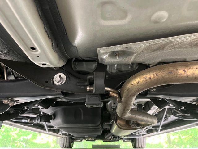 下回りがきれいなうちに、防錆加工の施工がオススメ。降雪地域はもちろん、沿岸部にお住いの方や、趣味でマリン・ウィンタースポーツをされる方にご好評いただいております。